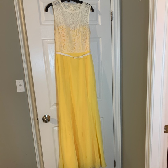 Yellow dress - Picture 1 of 2